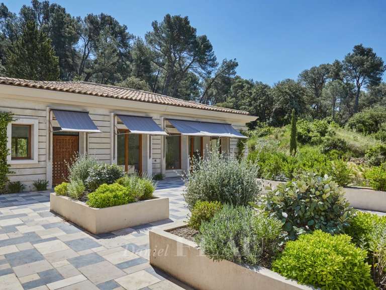Maison Saint-Rémy-de-Provence - 5 chambres - 374m²