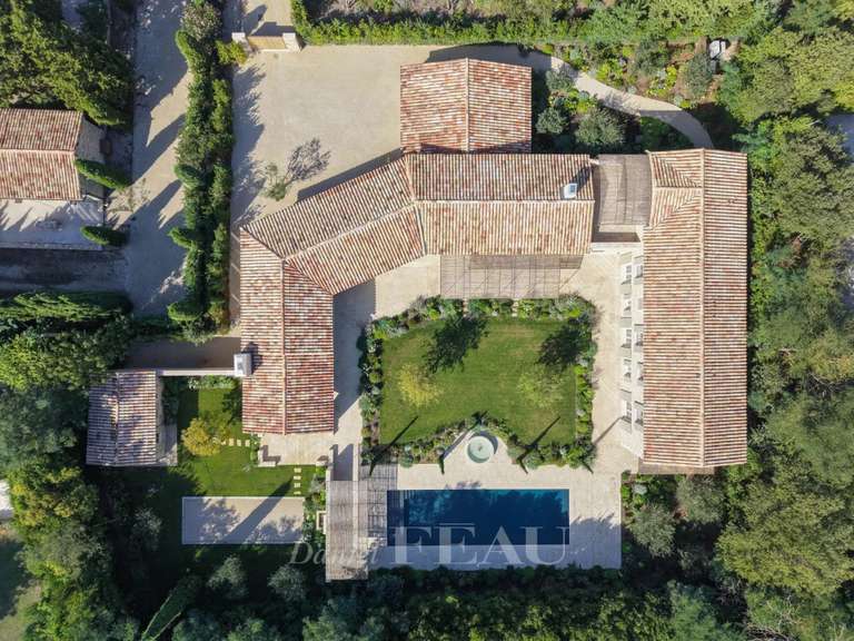 Maison Saint-Rémy-de-Provence - 7 chambres - 495m²