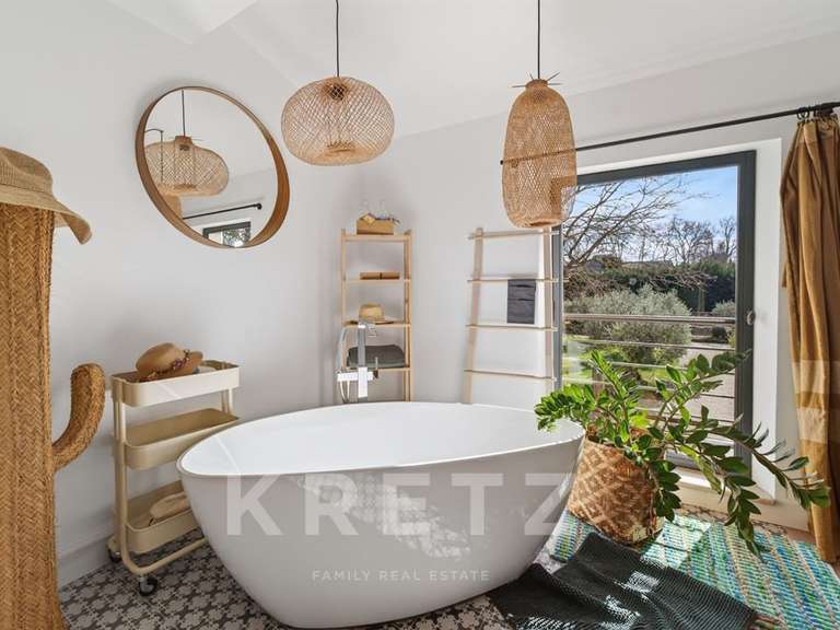 House Saint-Rémy-de-Provence - 7 bedrooms - 400m²