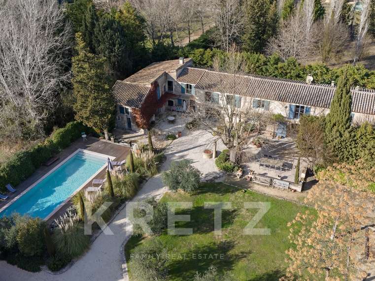 House Saint-Rémy-de-Provence - 7 bedrooms - 400m²