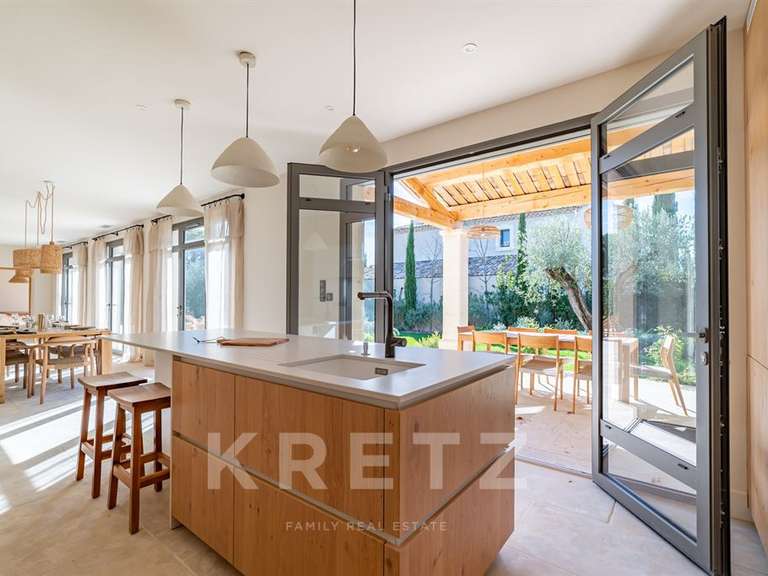 Maison Saint-Rémy-de-Provence - 4 chambres - 187m²