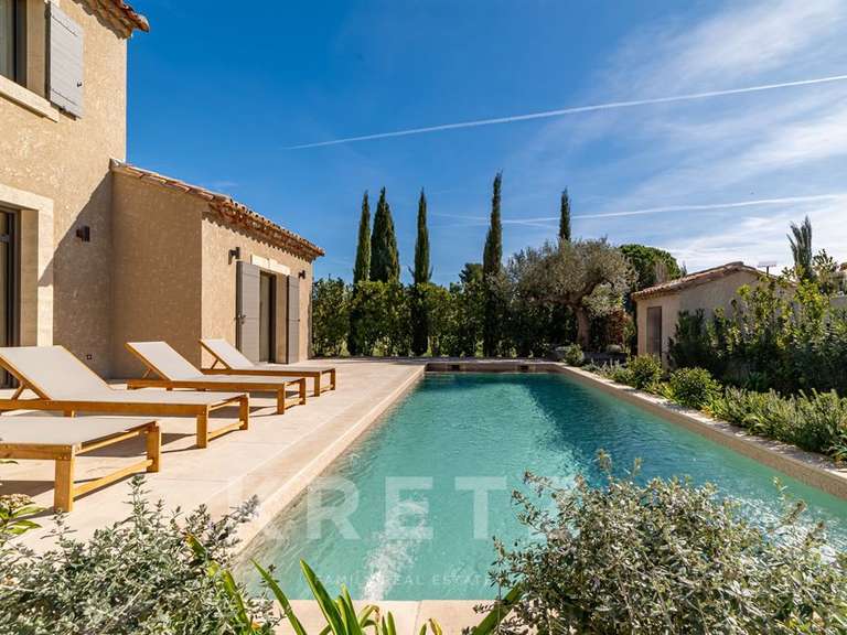 Maison Saint-Rémy-de-Provence - 4 chambres - 187m²