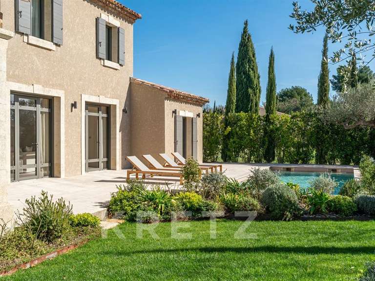 Maison Saint-Rémy-de-Provence - 4 chambres - 187m²