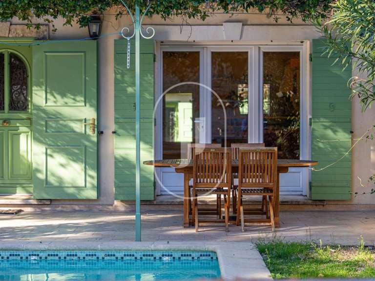 Maison Saint-Rémy-de-Provence - 5 chambres - 150m²