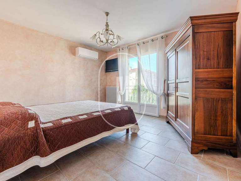 Maison Saint-Rémy-de-Provence - 5 chambres - 150m²