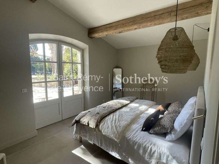 Maison Saint-Rémy-de-Provence - 5 chambres - 210m²