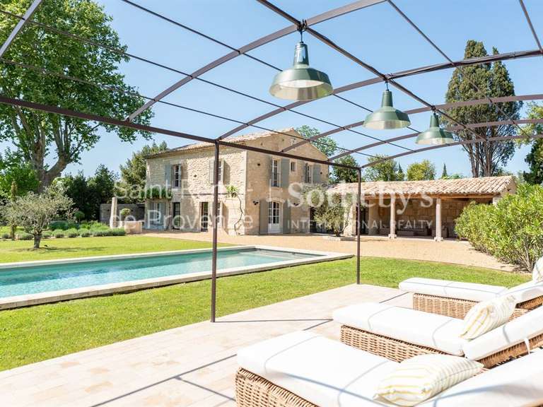 Maison Saint-Rémy-de-Provence - 5 chambres - 210m²