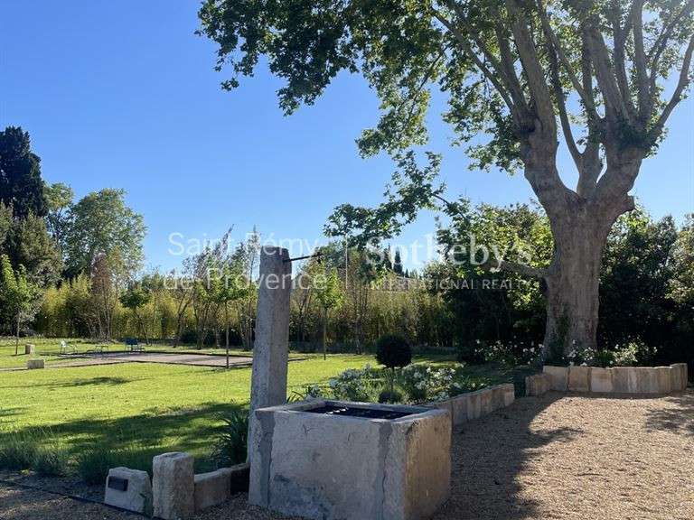 Maison Saint-Rémy-de-Provence - 5 chambres - 210m²
