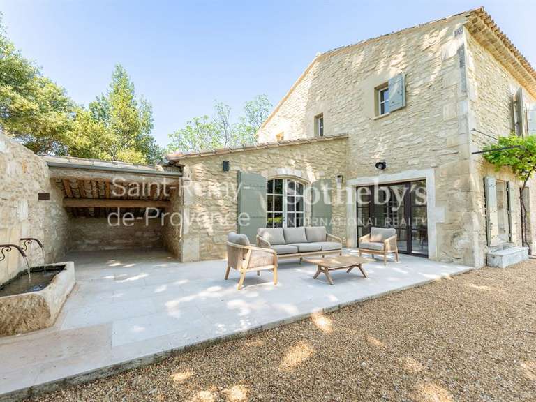 House Saint-Rémy-de-Provence - 5 bedrooms - 210m²