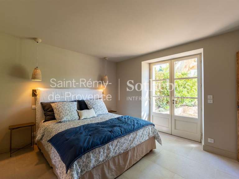 Maison Saint-Rémy-de-Provence - 5 chambres - 260m²
