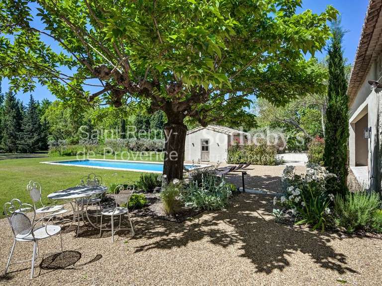 Maison Saint-Rémy-de-Provence - 5 chambres - 260m²