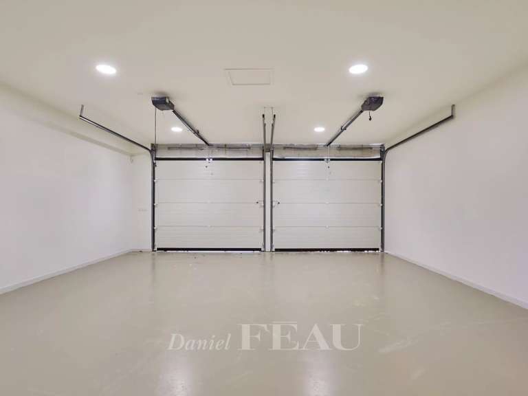 Maison Saint-Rémy-de-Provence - 4 chambres - 350m²