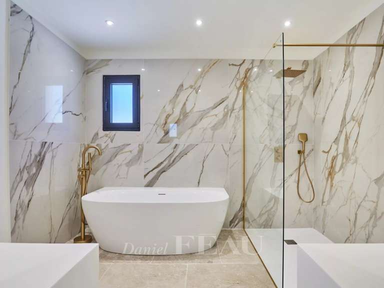 Maison Saint-Rémy-de-Provence - 4 chambres - 350m²