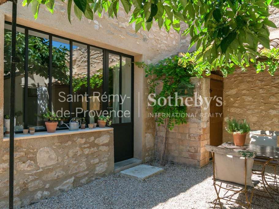 Maison Saint-Rémy-de-Provence