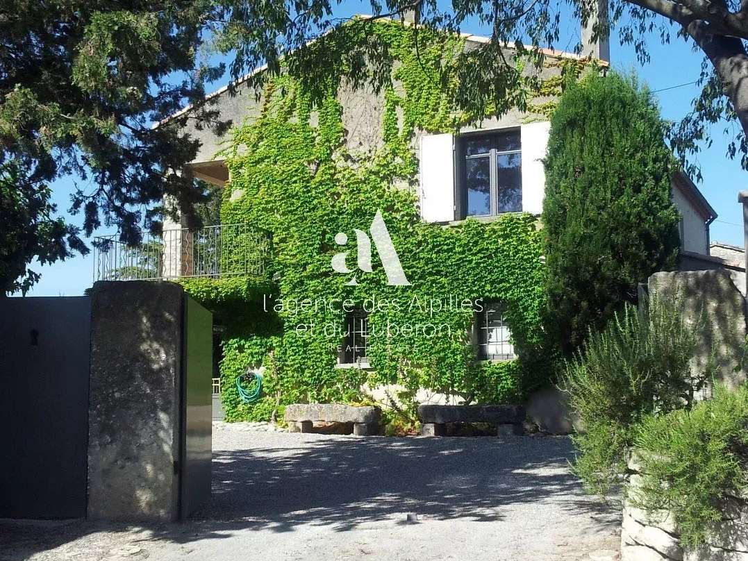 Maison Saint-Rémy-de-Provence