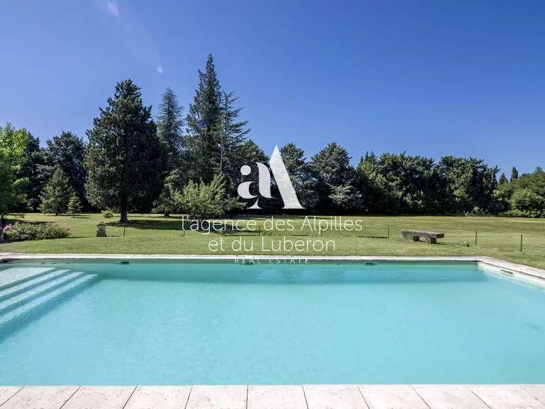 Maison Saint-Rémy-de-Provence - 10 chambres - 1184m²