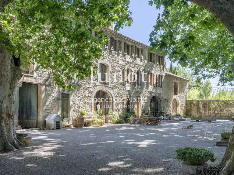 Maison Saint-Rémy-de-Provence - 10 chambres - 1184m²
