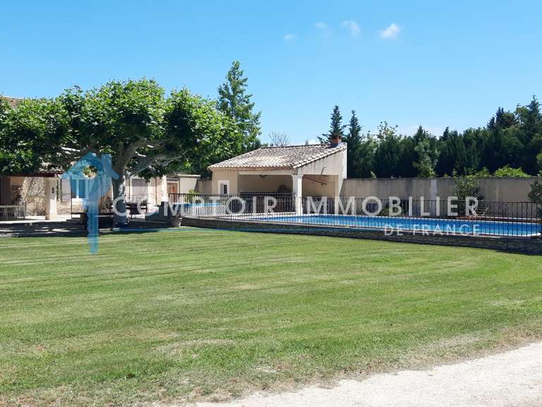 Maison Saint-Rémy-de-Provence - 3 chambres - 210m²