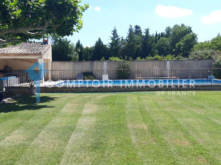 Maison Saint-Rémy-de-Provence - 3 chambres - 210m²