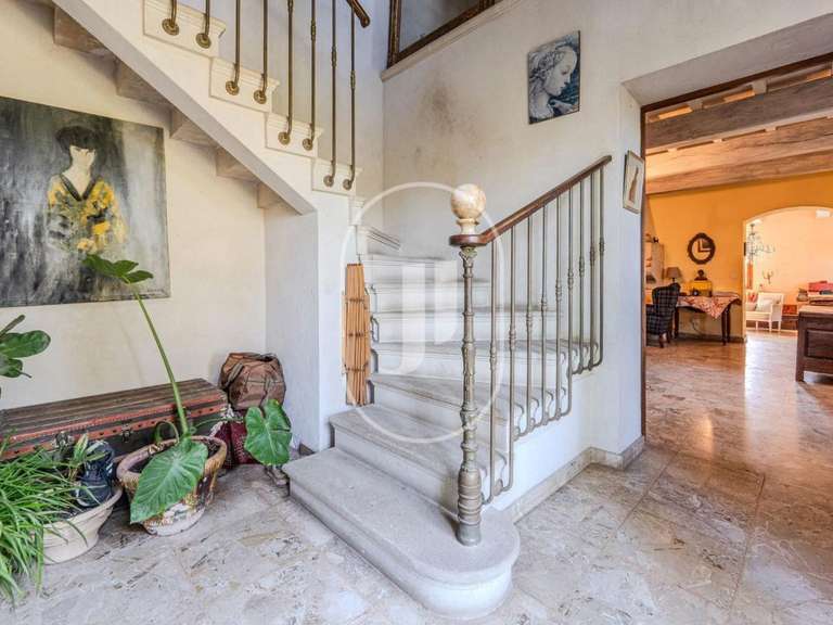 Maison Saint-Rémy-de-Provence - 5 chambres - 182m²
