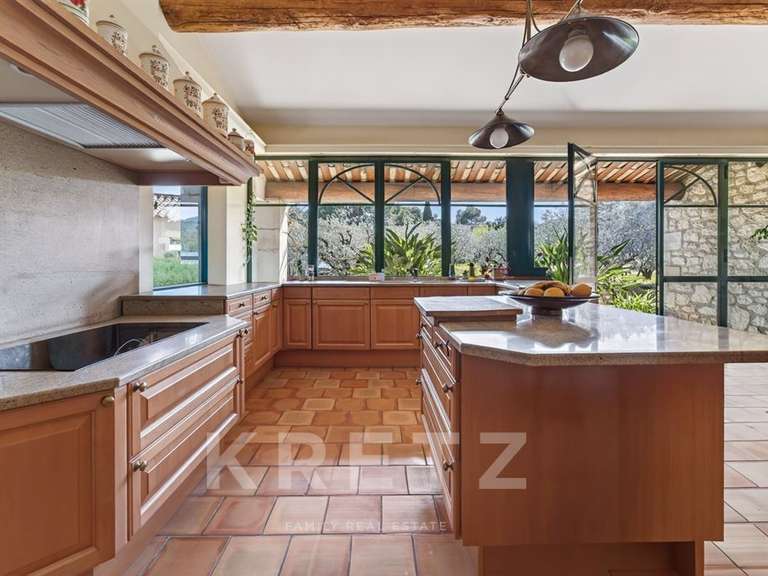 Maison Saint-Rémy-de-Provence - 5 chambres - 360m²