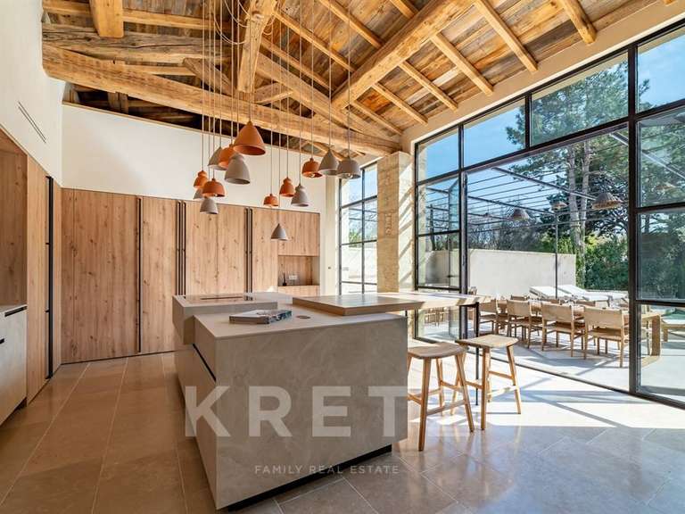 Maison Saint-Rémy-de-Provence - 5 chambres - 265m²