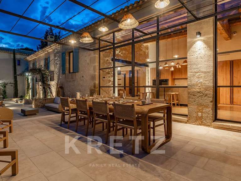 Maison Saint-Rémy-de-Provence - 5 chambres - 265m²