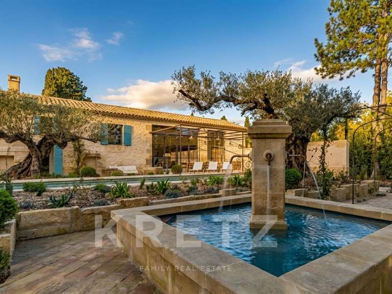 Maison Saint-Rémy-de-Provence - 5 chambres - 265m²