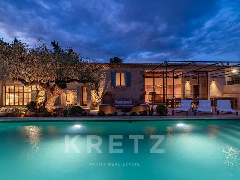 Maison Saint-Rémy-de-Provence - 5 chambres - 265m²