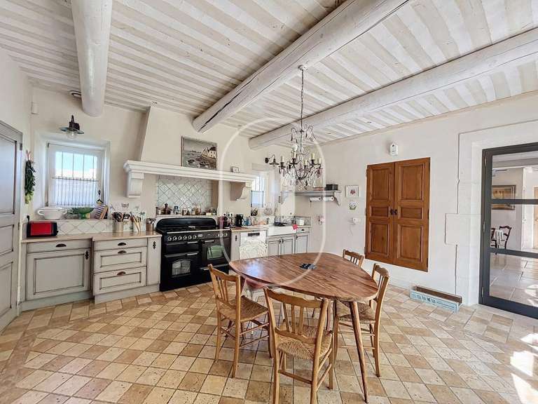 House Saint-Rémy-de-Provence - 4 bedrooms - 200m²