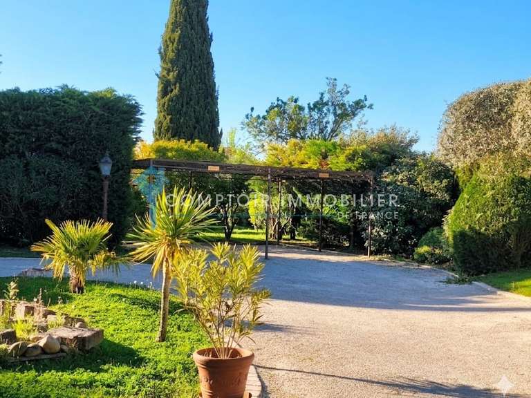 Maison Saint-Rémy-de-Provence - 8 chambres - 380m²