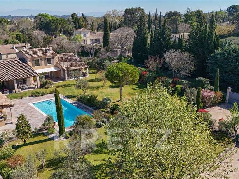 Maison Saint-Rémy-de-Provence - 5 chambres - 260m²