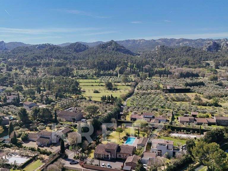 Maison Saint-Rémy-de-Provence - 5 chambres - 260m²