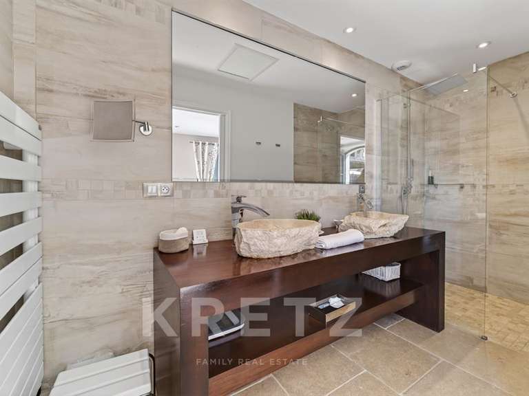 Maison Saint-Rémy-de-Provence - 5 chambres - 260m²