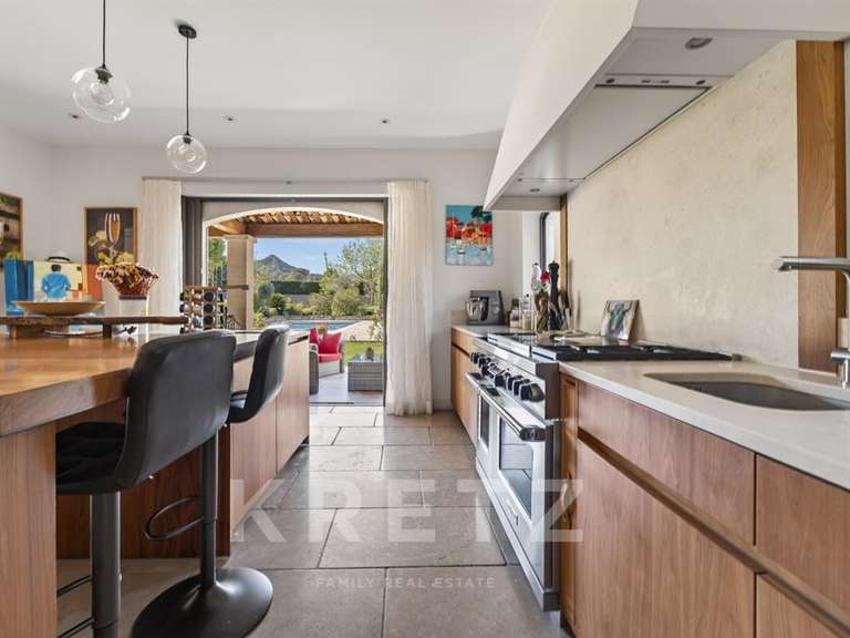 Maison Saint-Rémy-de-Provence - 5 chambres - 260m²