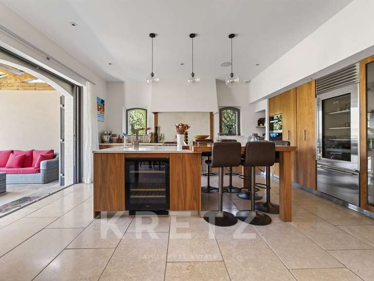 Maison Saint-Rémy-de-Provence - 5 chambres - 260m²