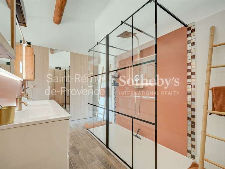 Maison Saint-Rémy-de-Provence - 3 chambres - 145m²