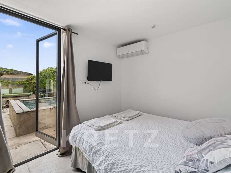 Maison Saint-Rémy-de-Provence - 3 chambres - 106m²