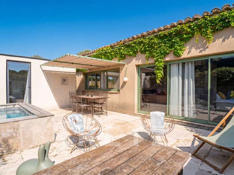 Maison Saint-Rémy-de-Provence - 3 chambres - 106m²