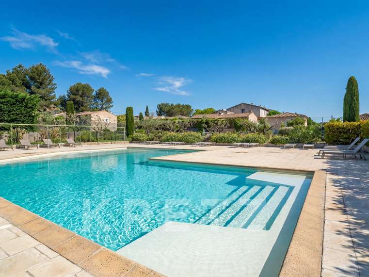 Maison Saint-Rémy-de-Provence - 3 chambres - 106m²