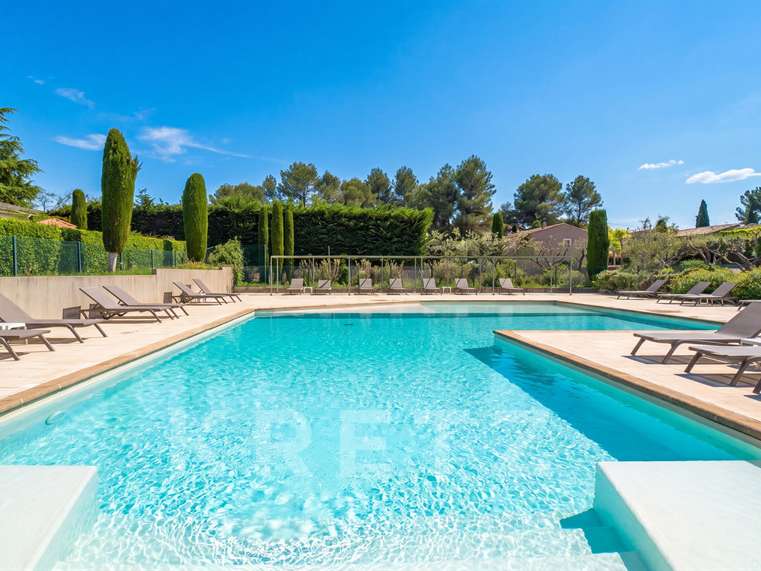 Maison Saint-Rémy-de-Provence - 3 chambres - 106m²