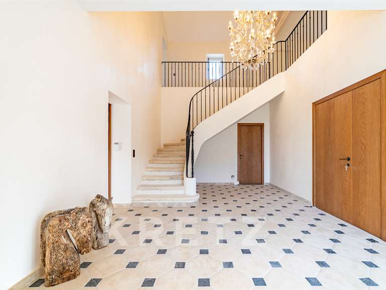 Maison Saint-Rémy-de-Provence - 9 chambres - 1368m²