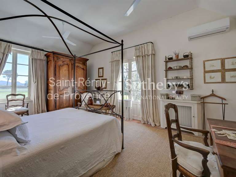 Maison Saint-Rémy-de-Provence - 9 chambres - 1006m²