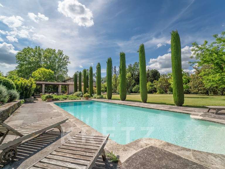Maison Saint-Rémy-de-Provence - 4 chambres - 253m²