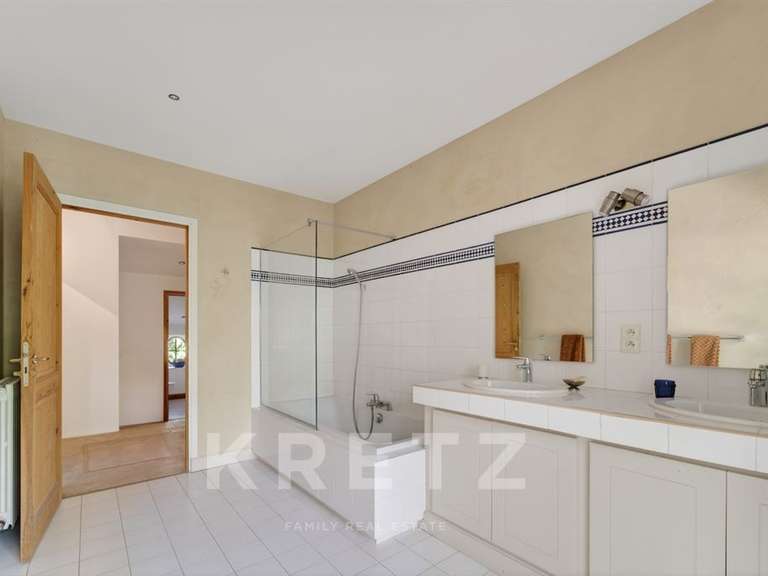 Maison Saint-Rémy-de-Provence - 4 chambres - 253m²