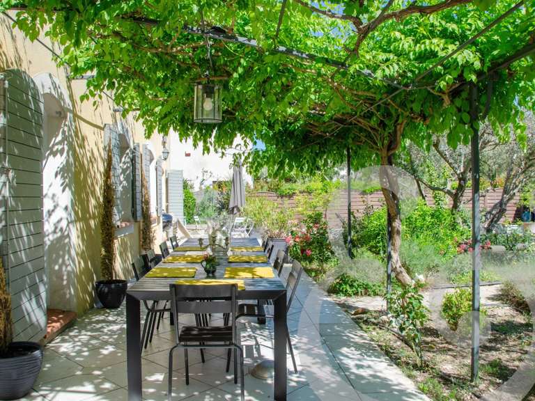 House Saint-Rémy-de-Provence - 5 bedrooms - 238m²