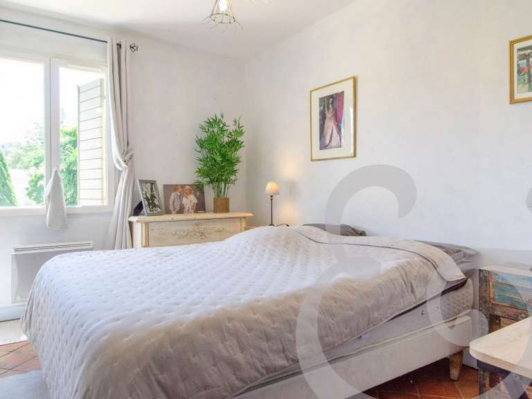 House Saint-Rémy-de-Provence - 5 bedrooms - 238m²