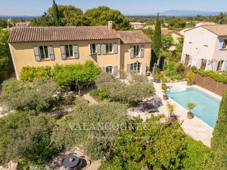 Maison Saint-Rémy-de-Provence - 5 chambres - 238m²