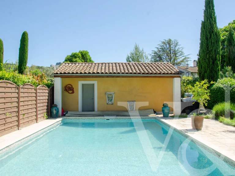 Maison Saint-Rémy-de-Provence - 5 chambres - 238m²