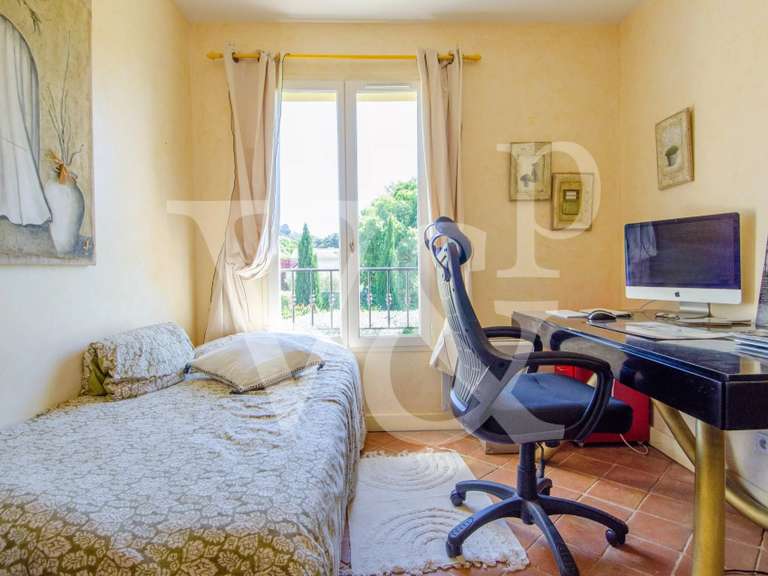 Maison Saint-Rémy-de-Provence - 5 chambres - 238m²
